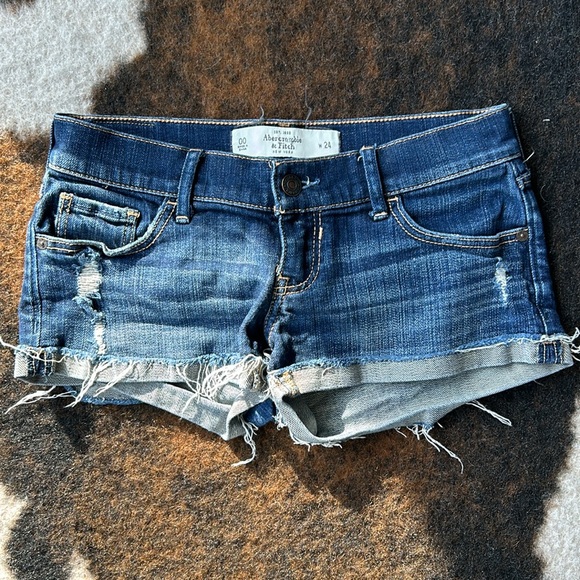 Abercrombie & Fitch jeans shorts size USA 00 - Picture 2 of 6